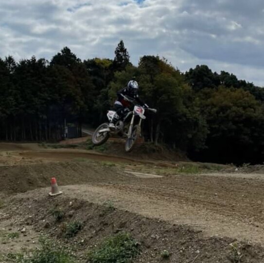 令和の２ストローク、YZ125　2022年モデルに乗ってみました