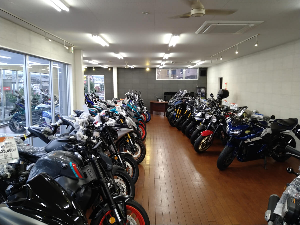 店舗臨時休業日のお知らせ