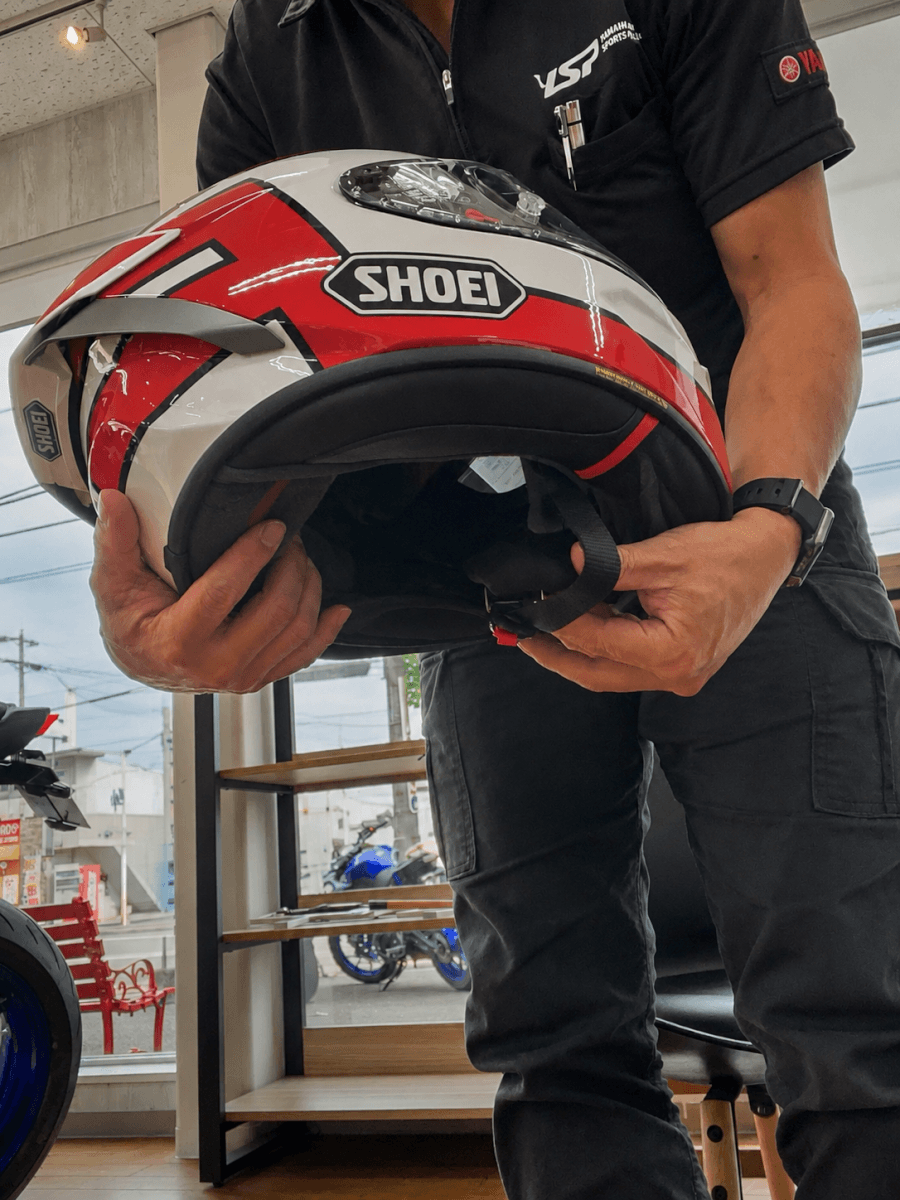 ヘルメットを被ってさえいれば大丈夫、ではありません