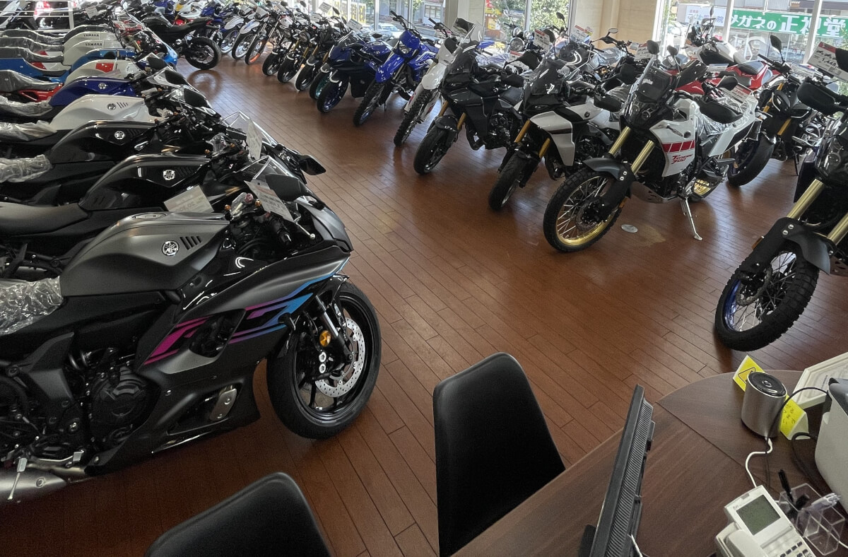 バイクが高いのはメーカーだけのせいなのか